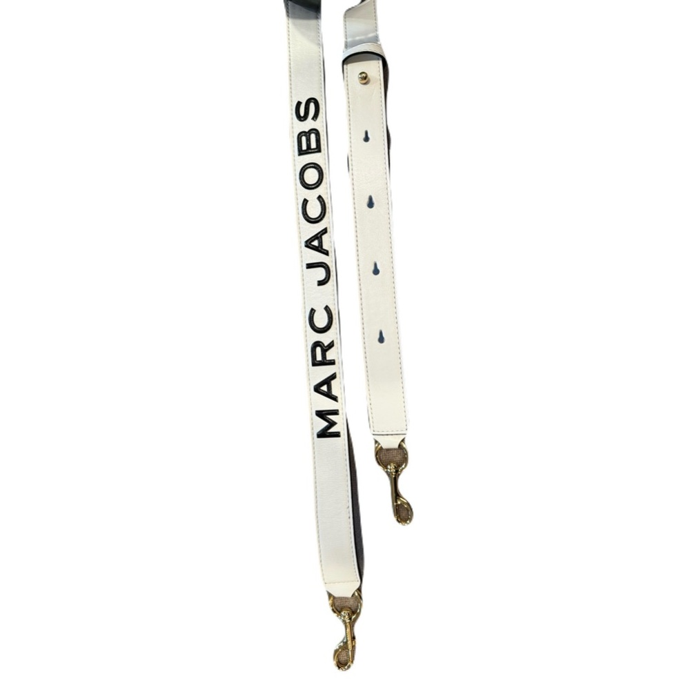 NWT - Marc Jacobs Textured Leather Strap Moon White with Gold hardware
